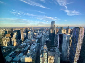 Spacious Lv66 Paramount SkyView Swanston Central CBD